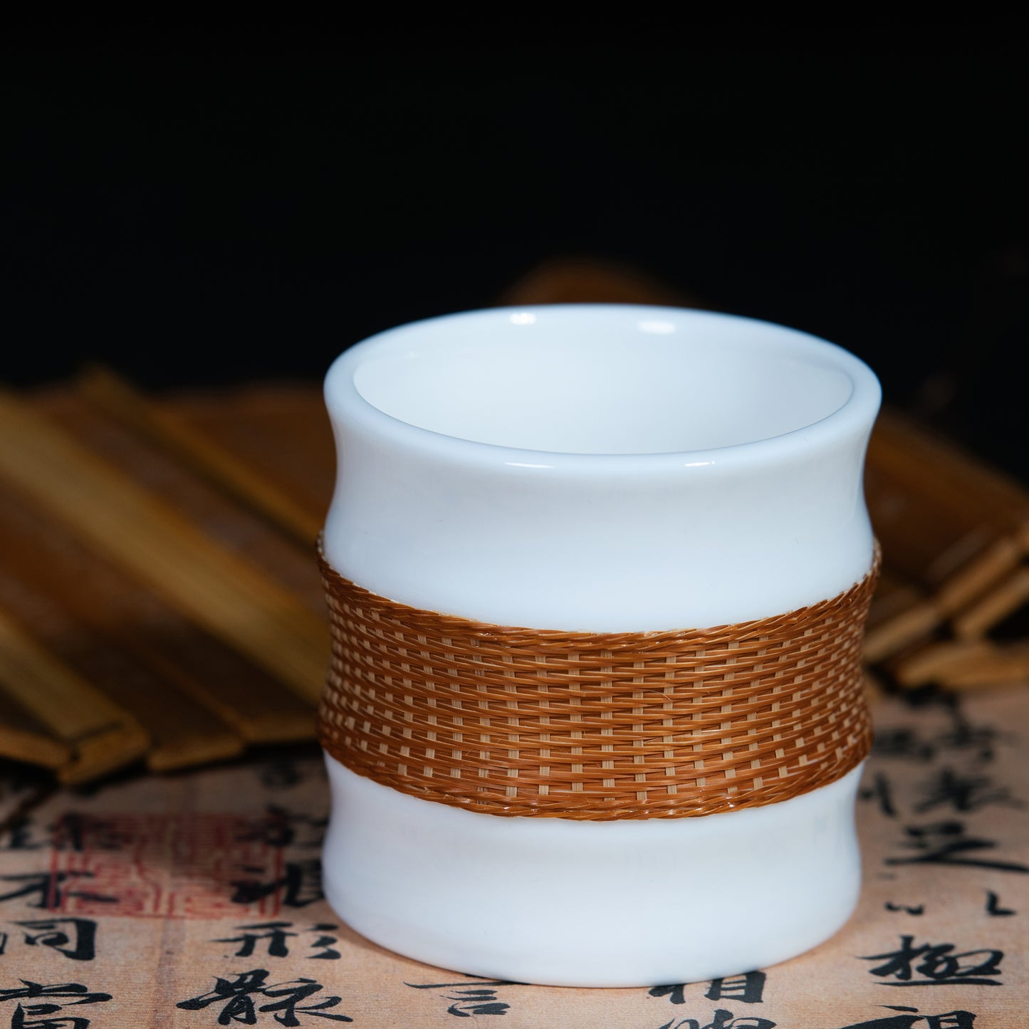 Bamboo Node Inspired Porcelain and Bamboo Woven Cup – Eco-Friendly Fashion, A Modern Interpretation of Natural Aesthetics