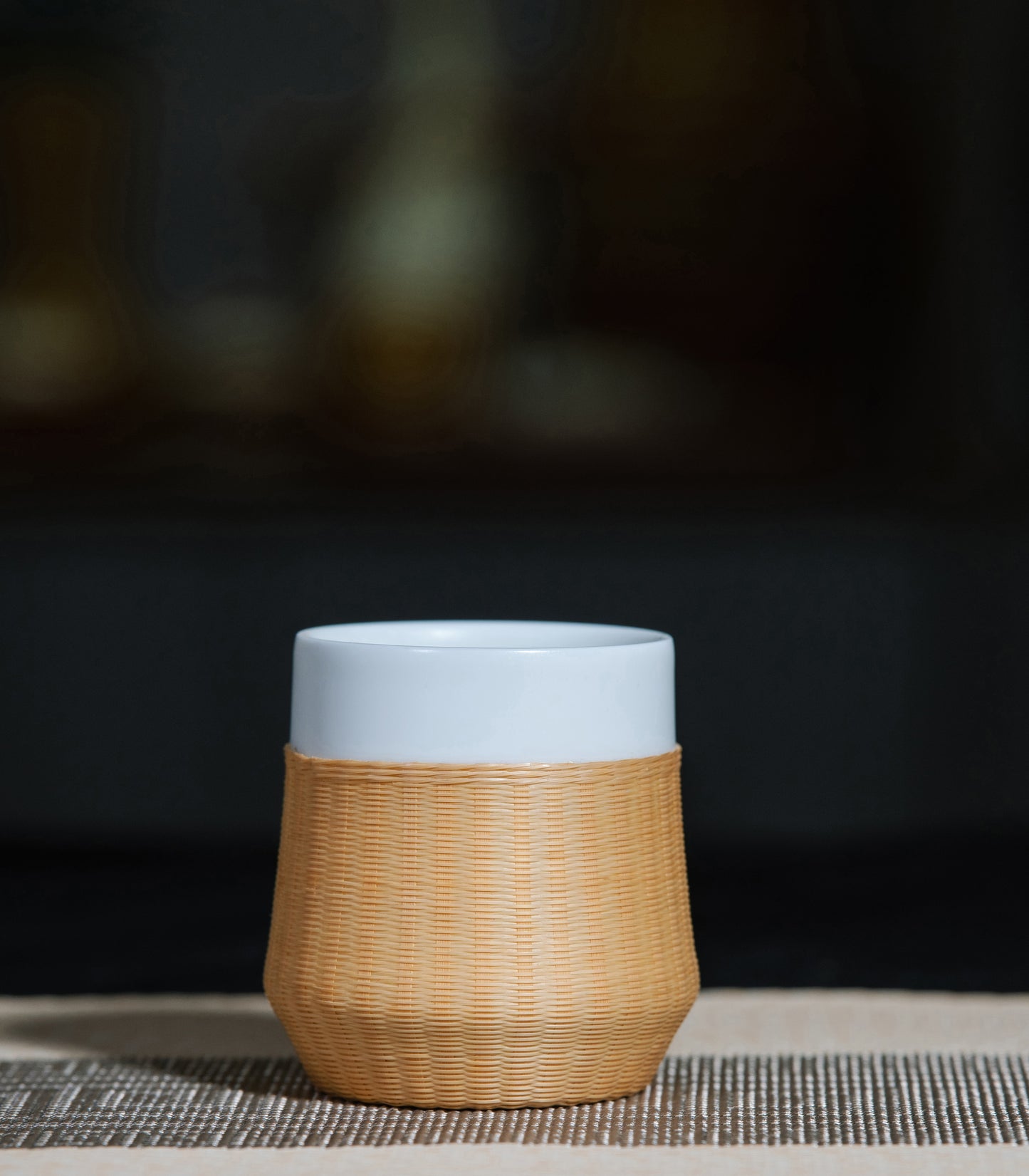 Best-Selling Minimalist Porcelain and Bamboo Woven Cup – A Must-Have Gem for Modern Homes