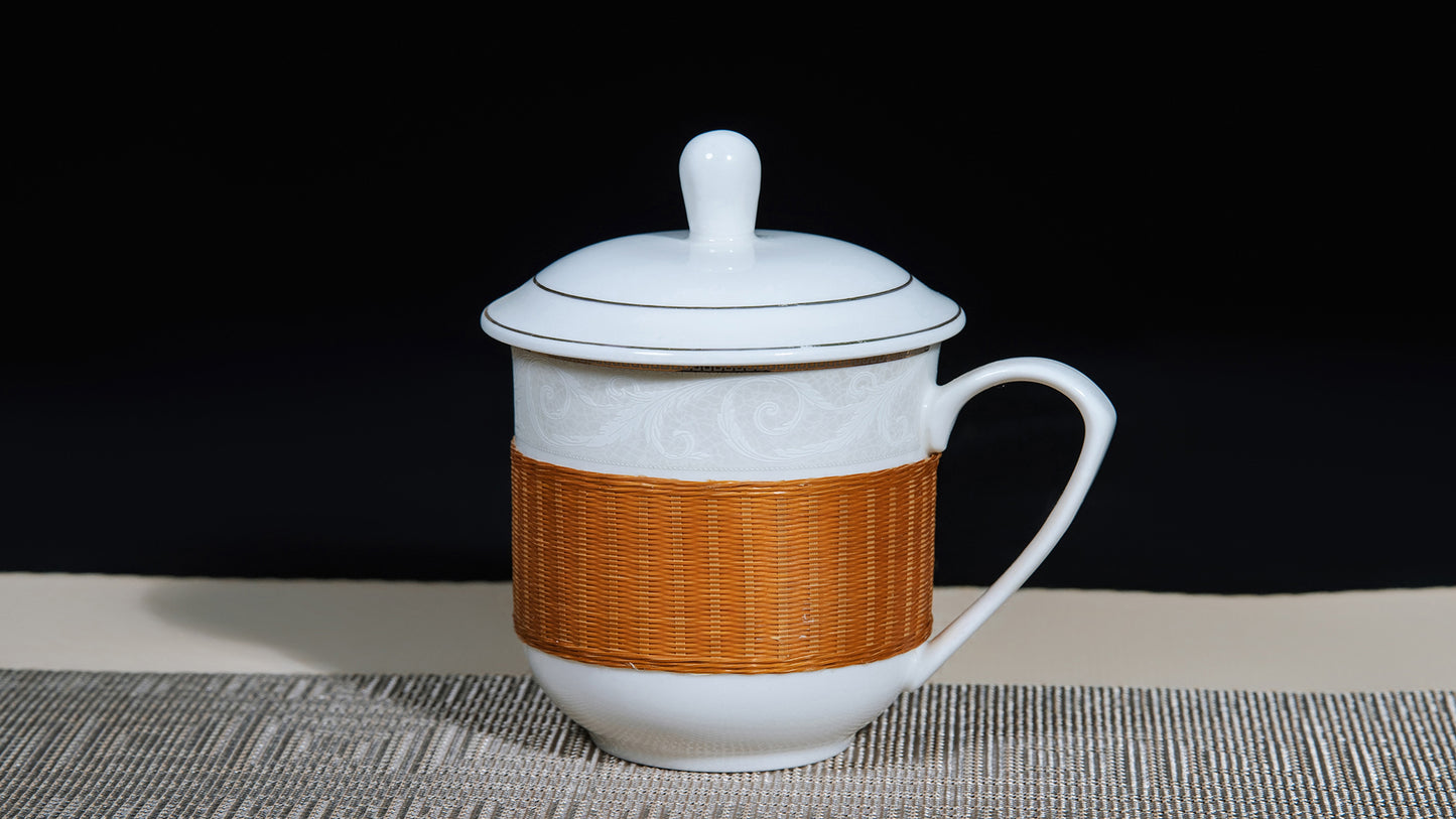 Chinese-style Porcelain and Bamboo Woven Tea Cup – An Elegant Handcrafted Tea Experience